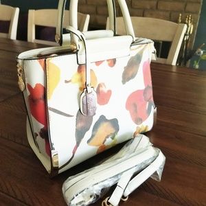 Brangio Italy Floral Handbag